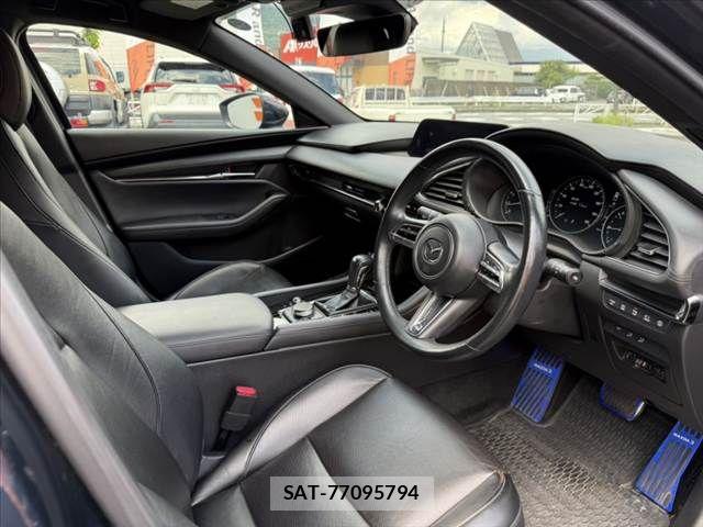 Mazda MAZDA3 2021-03 7786773-15