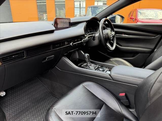 Mazda MAZDA3 2021-03 7786773-16