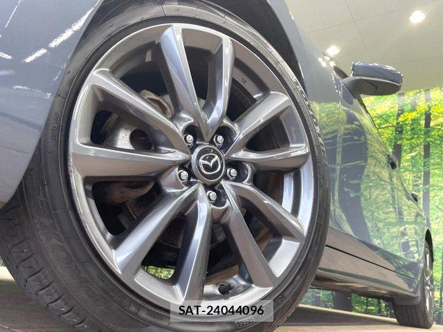Mazda MAZDA3 2019-09 7786775-12