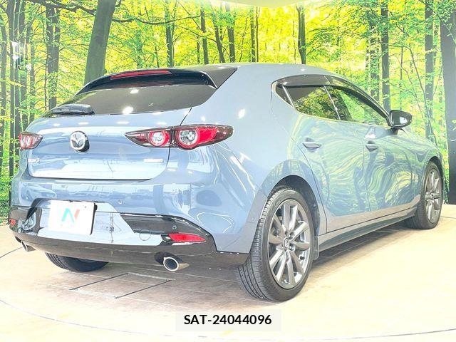 Mazda MAZDA3 2019-09 7786775-16