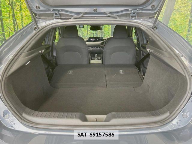 Mazda MAZDA3 2023-09 7877576-9