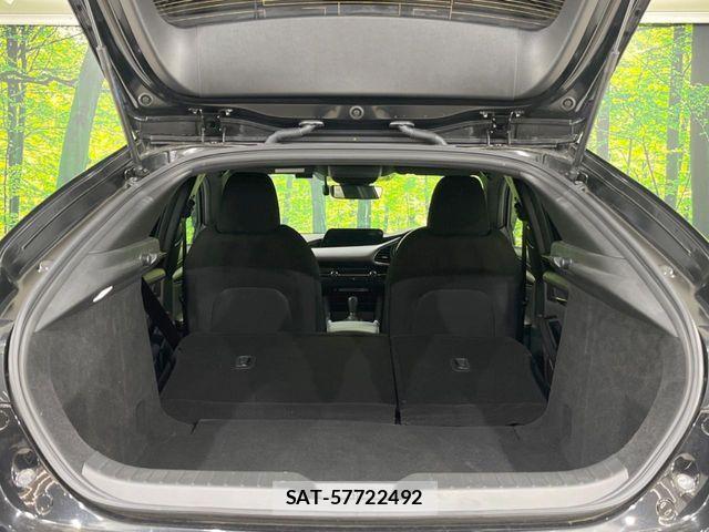 Mazda MAZDA3 2022-11 7877581-9