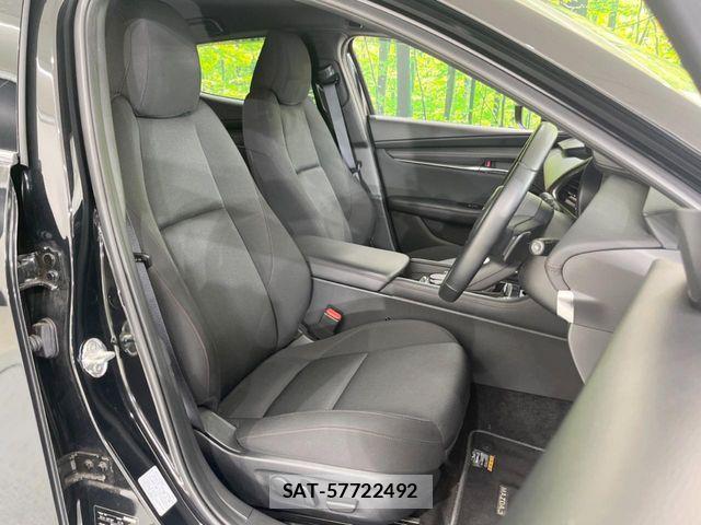 Mazda MAZDA3 2022-11 7877581-7