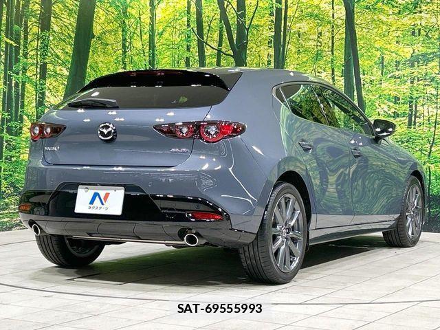 Mazda MAZDA3 2022-08 7877579-16