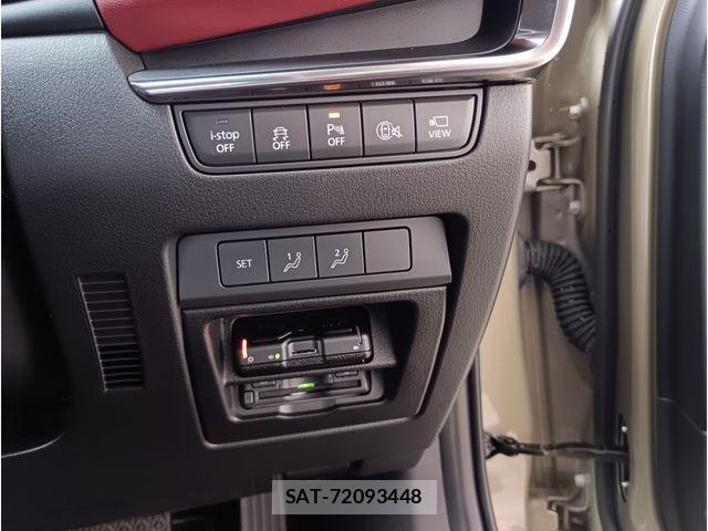 Mazda MAZDA3 2023-10 7877584-12