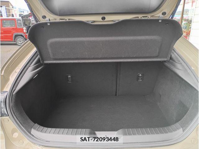 Mazda MAZDA3 2023-10 7877584-16