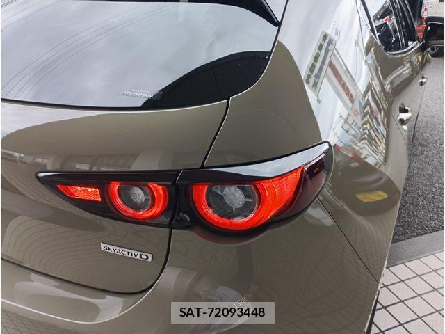 Mazda MAZDA3 2023-10 7877584-5