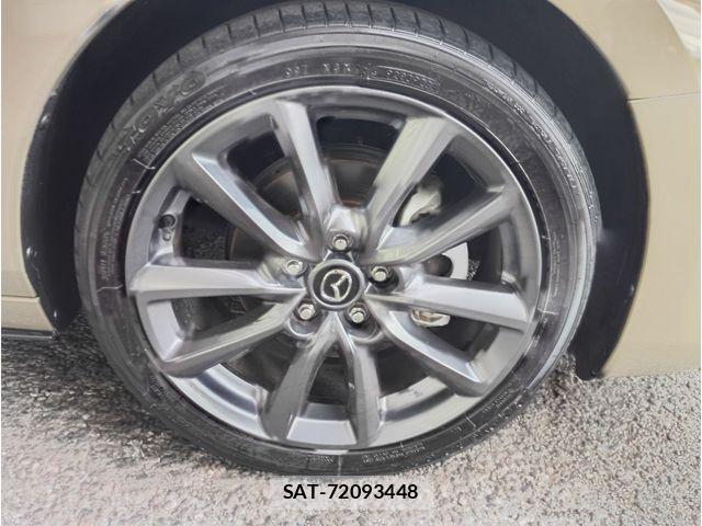 Mazda MAZDA3 2023-10 7877584-7
