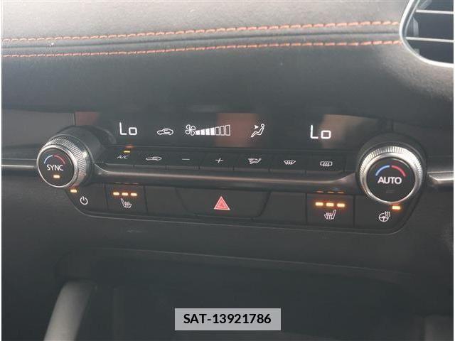 Mazda MAZDA3 2024-11 7902899-10