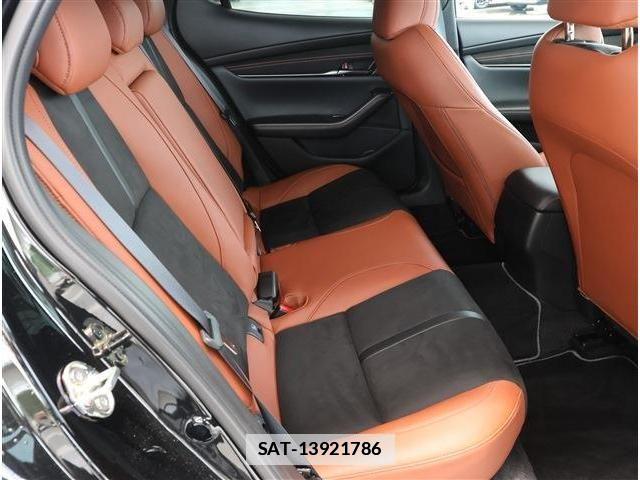 Mazda MAZDA3 2024-11 7902899-13