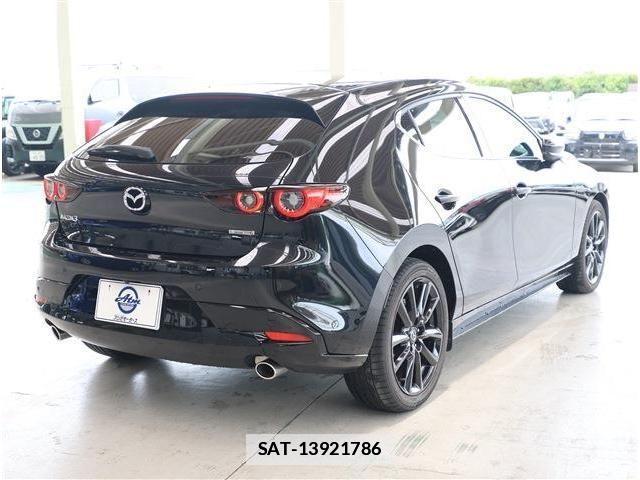 Mazda MAZDA3 2024-11 7902899-6