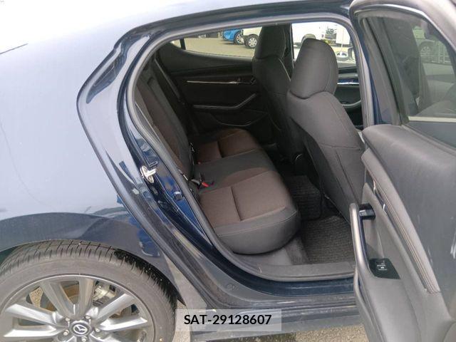 Mazda MAZDA3 2023-05 7902900-4