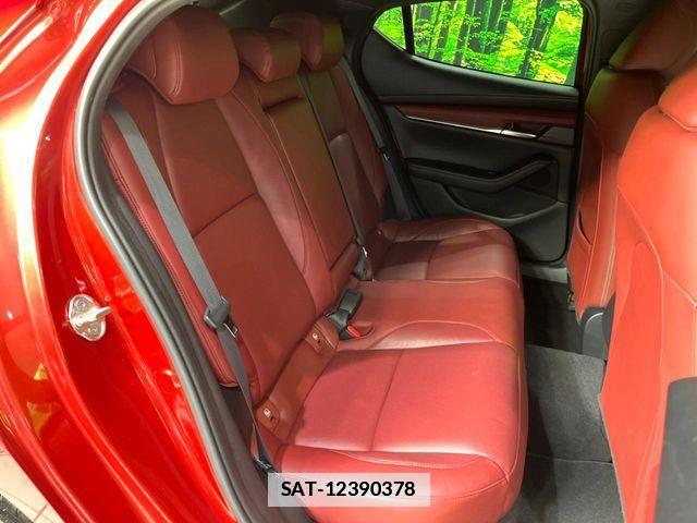 Mazda MAZDA3 2019-07 7962532-10