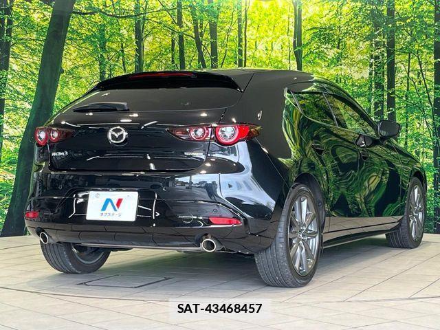 Mazda MAZDA3 2022-04 7962525-16