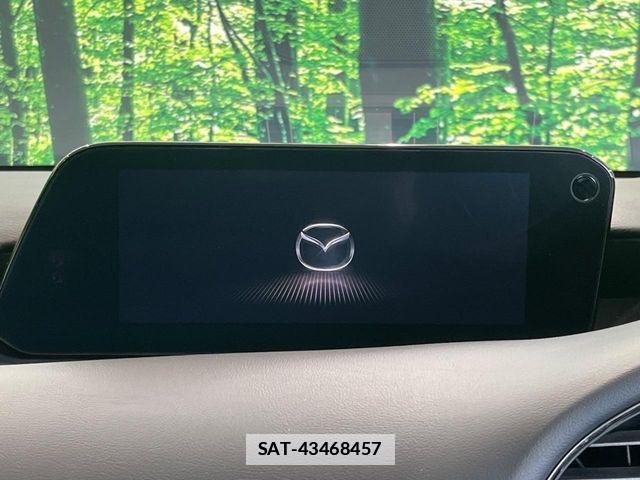 Mazda MAZDA3 2022-04 7962525-2