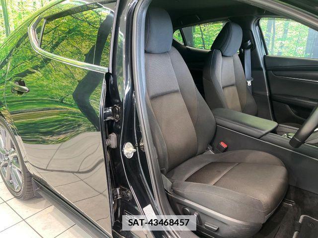 Mazda MAZDA3 2022-04 7962525-7