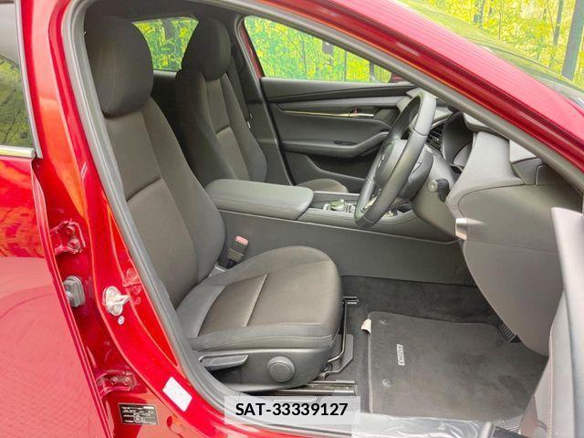 Mazda MAZDA3 2019-08 7962531-7