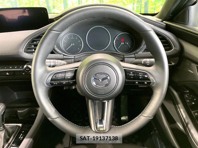 Mazda MAZDA3 2023-11 7962523-11