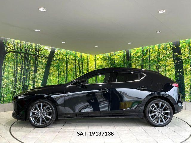 Mazda MAZDA3 2023-11 7962523-17