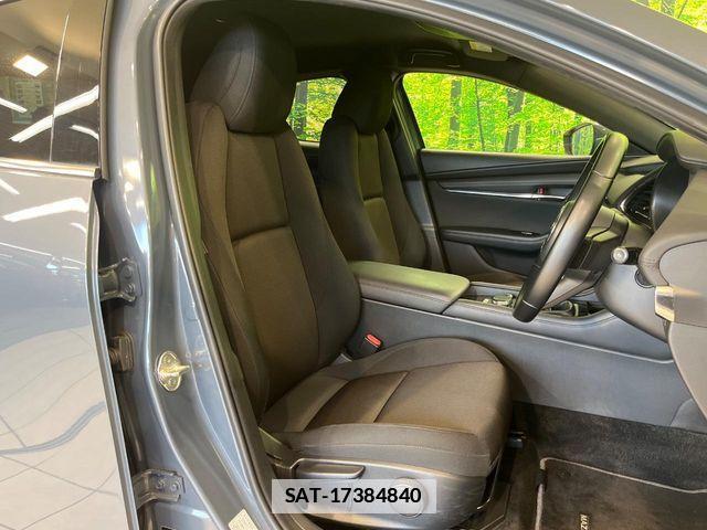 Mazda MAZDA3 2021-06 7962527-7