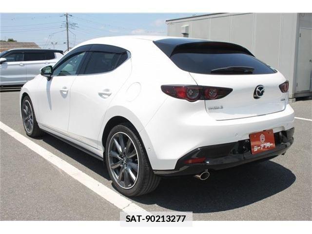 Mazda MAZDA3 2019-11 7979842-9