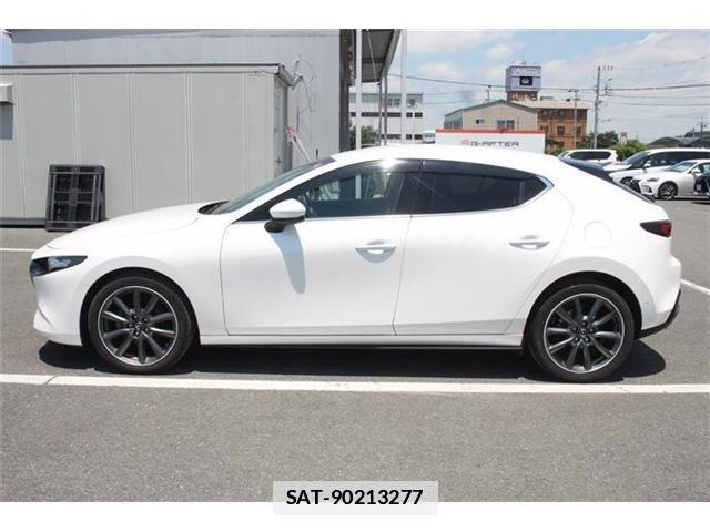 Mazda MAZDA3 2019-11 7979842-8