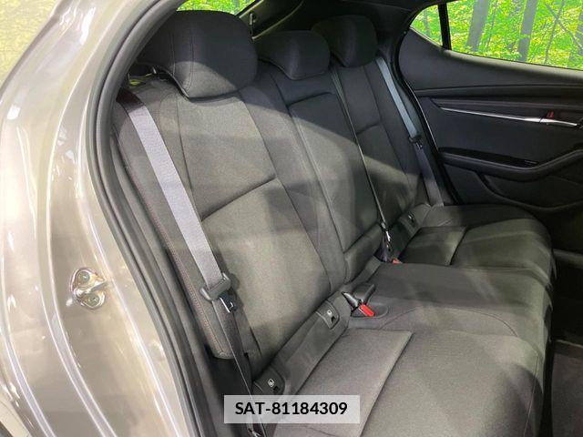 Mazda MAZDA3 2022-10 7979843-9