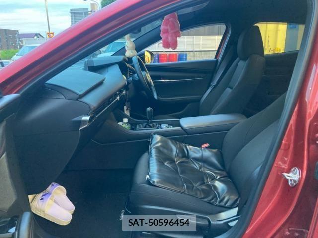 Mazda MAZDA3 2023-11 8036593-8