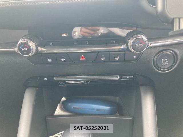 Mazda MAZDA3 2021-07 8036597-21