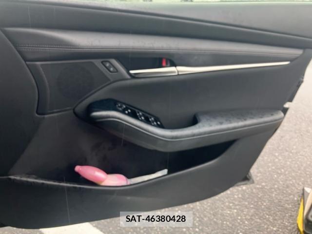Mazda MAZDA3 2021-10 8036598-13