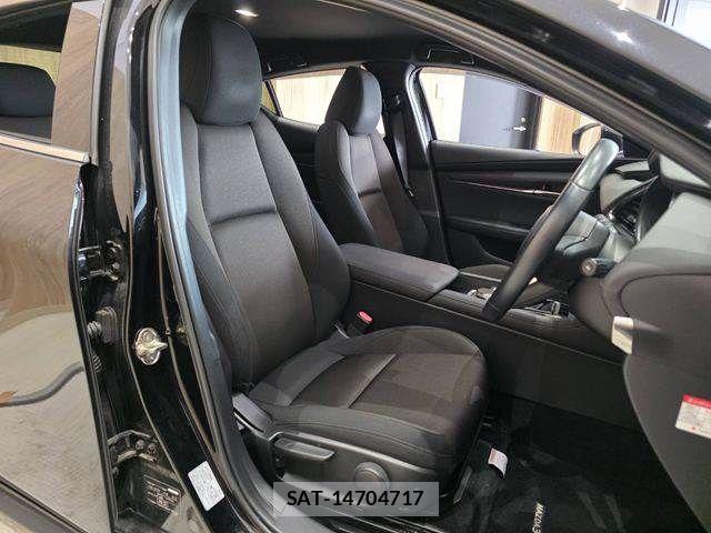Mazda MAZDA3 2020-03 8036596-9
