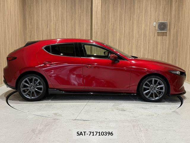 Mazda MAZDA3 2019-08 8036599-17
