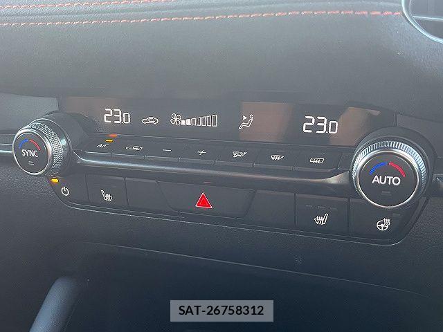 Mazda MAZDA3 2023-12 8100289-14