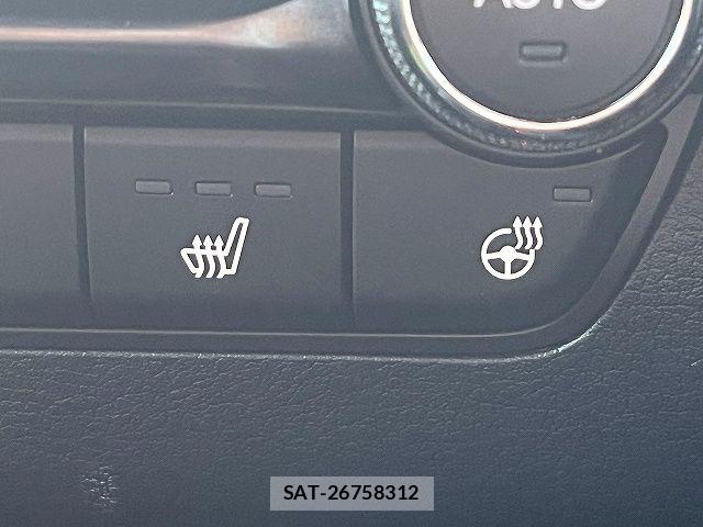 Mazda MAZDA3 2023-12 8100289-17