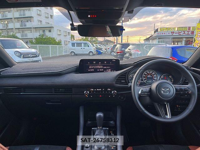 Mazda MAZDA3 2023-12 8100289-1