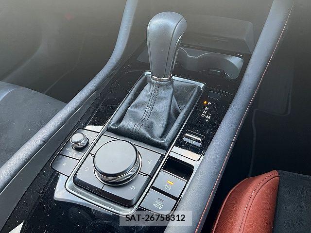 Mazda MAZDA3 2023-12 8100289-19