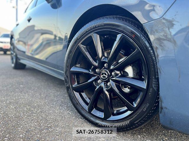 Mazda MAZDA3 2023-12 8100289-26