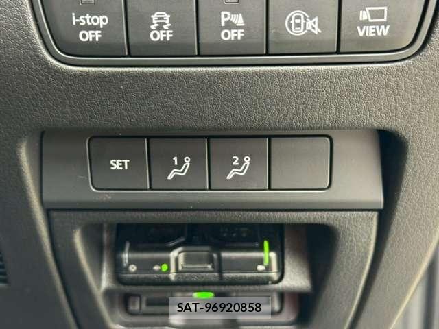 Mazda MAZDA3 2025-05 8100288-11