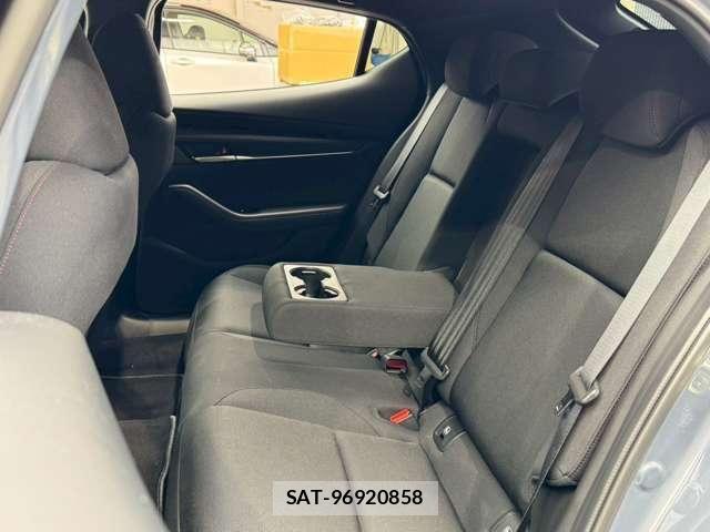 Mazda MAZDA3 2025-05 8100288-24