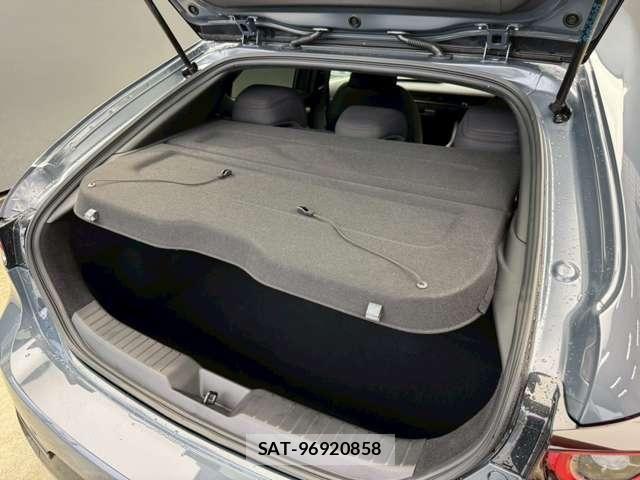Mazda MAZDA3 2025-05 8100288-27