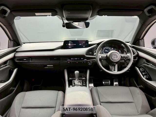 Mazda MAZDA3 2025-05 8100288-2