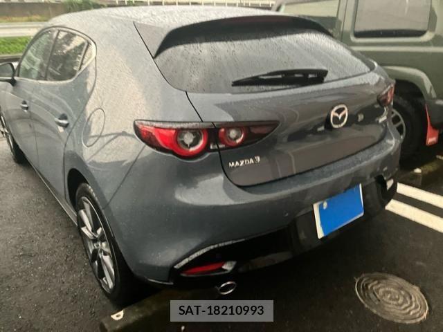 Mazda MAZDA3 2024-03 8100296-3