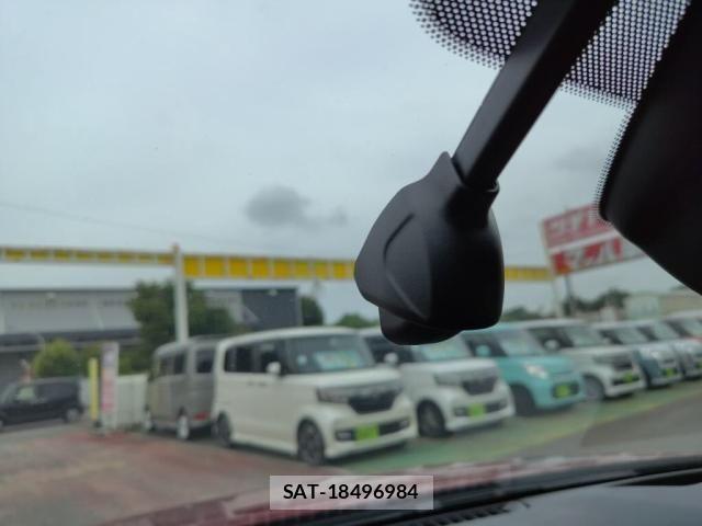 Mazda MAZDA3 2021-09 8100294-19