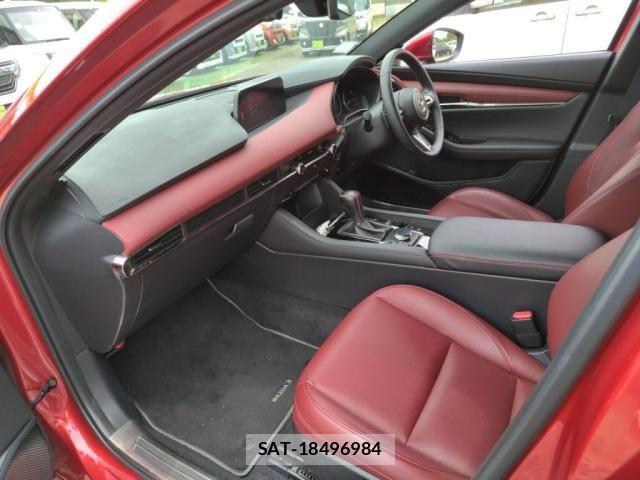 Mazda MAZDA3 2021-09 8100294-21