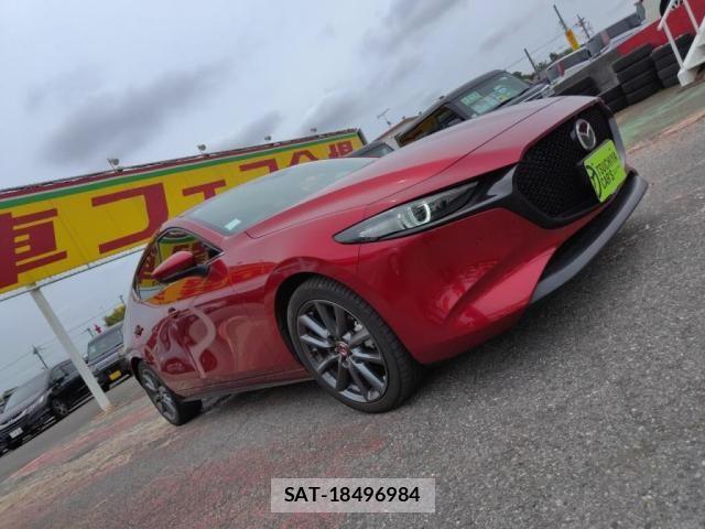 Mazda MAZDA3 2021-09 8100294-24
