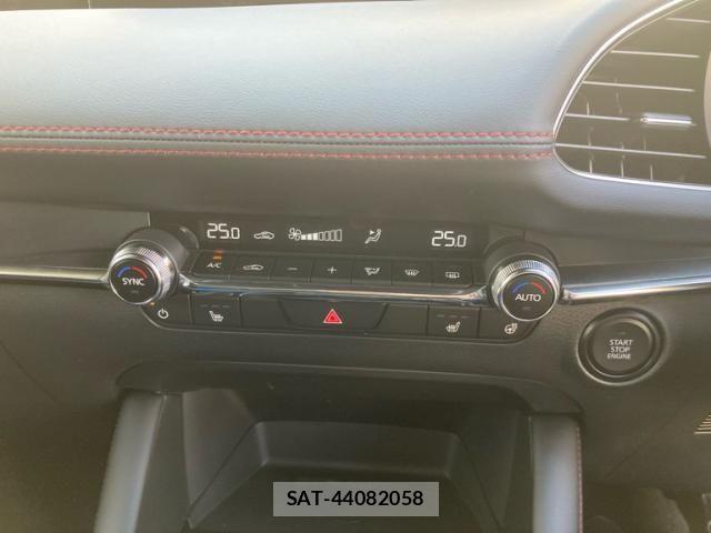 Mazda MAZDA3 2026-03 8100293-20