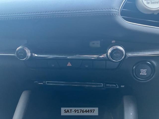 Mazda MAZDA3 2020-02 8100297-19