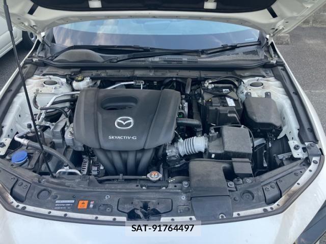 Mazda MAZDA3 2020-02 8100297-22
