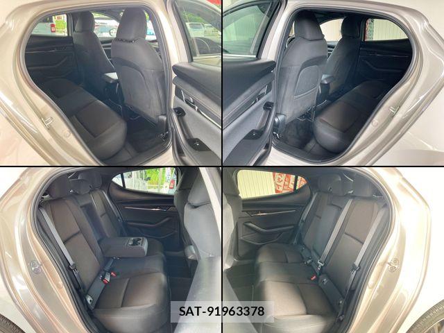 Mazda MAZDA3 2023-09 8100287-11