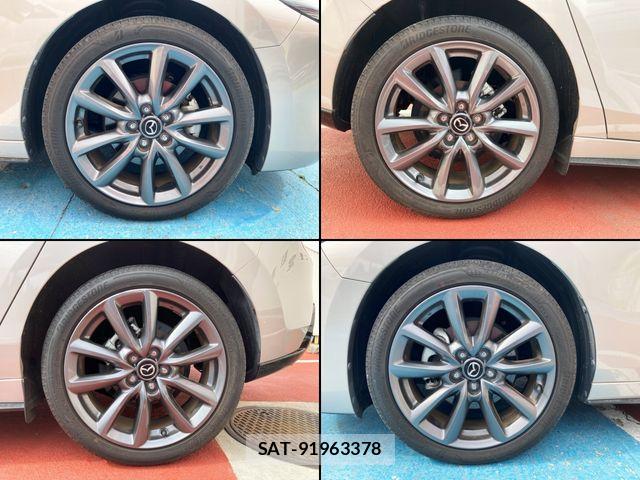 Mazda MAZDA3 2023-09 8100287-4
